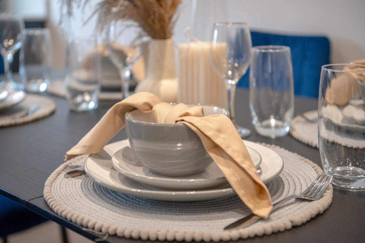 Fantastic New, London Apartment 3 Bed 1 Bath & Parking Whetstone エクステリア 写真